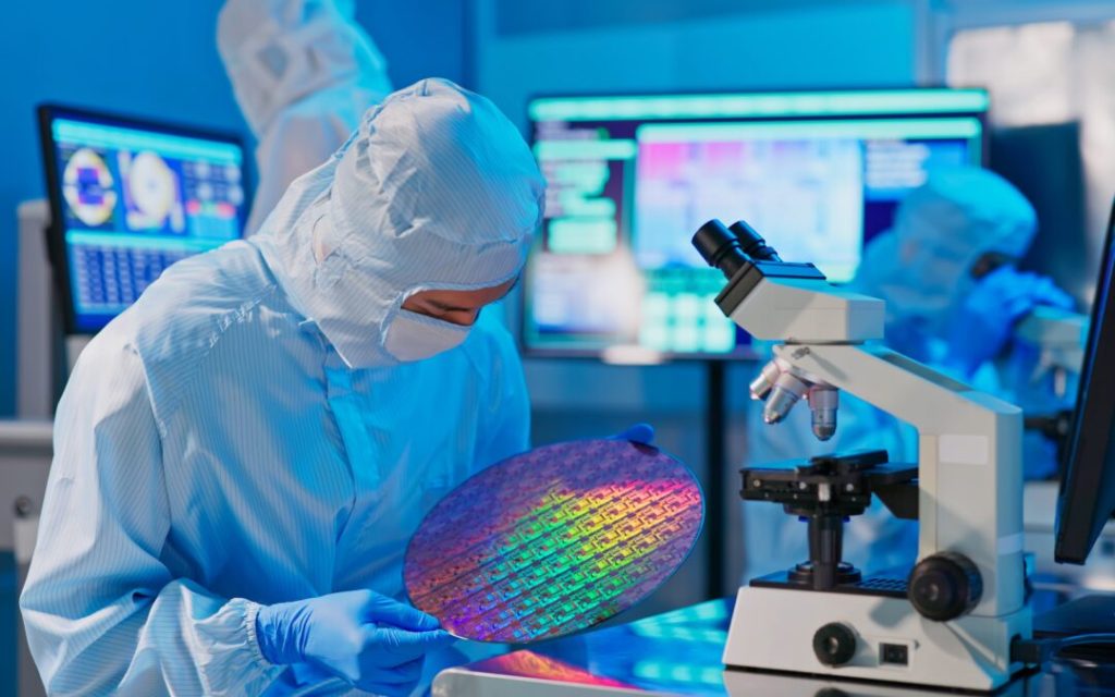 Semiconductor cleanroom